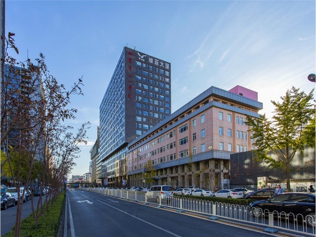 四川汽车天窗零部件加工设备